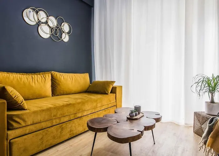 Classy Apartment In Athens